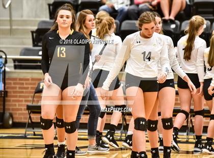 Thumbnail 1 in Crandall vs. Ennis photogallery.
