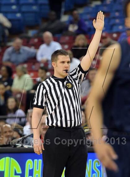 Thumbnail 1 in Pacific Hills vs. Cardinal Newman (CIF State D4 Final) photogallery.