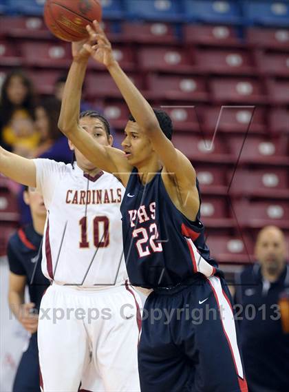 Thumbnail 1 in Pacific Hills vs. Cardinal Newman (CIF State D4 Final) photogallery.