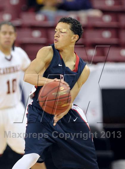 Thumbnail 1 in Pacific Hills vs. Cardinal Newman (CIF State D4 Final) photogallery.