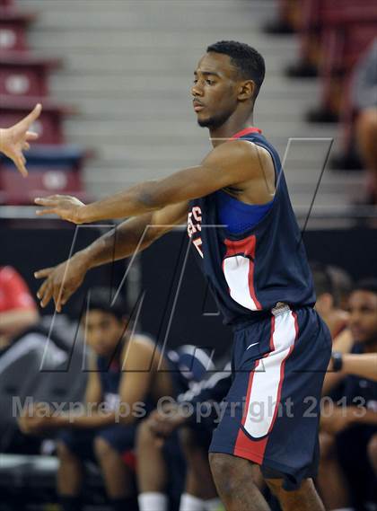 Thumbnail 1 in Pacific Hills vs. Cardinal Newman (CIF State D4 Final) photogallery.