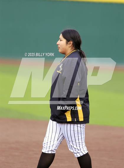 Thumbnail 2 in Lone Oak vs Mt. Pleasant photogallery.