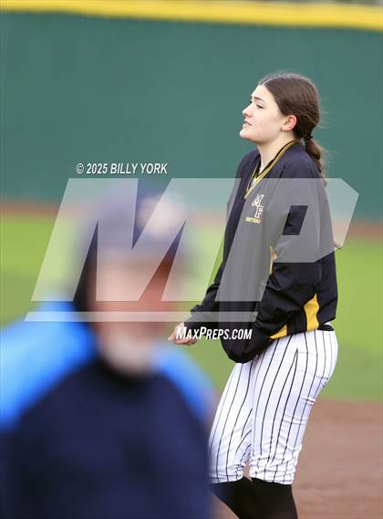 Thumbnail 1 in Lone Oak vs Mt. Pleasant photogallery.