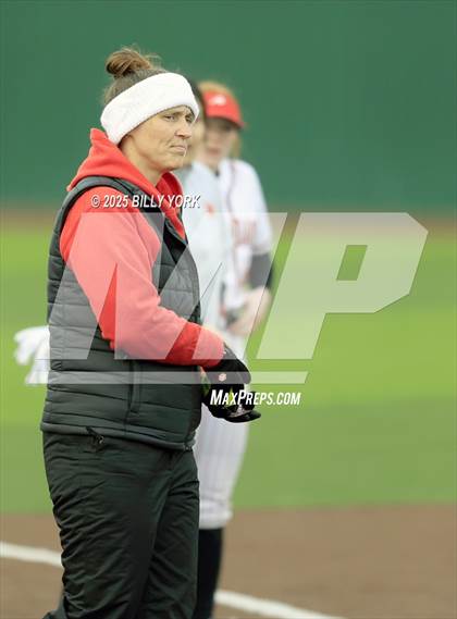 Thumbnail 2 in Lone Oak vs Mt. Pleasant photogallery.