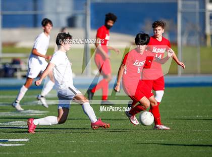 Thumbnail 2 in St. Anthony vs La Salle photogallery.