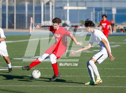 Thumbnail 3 in St. Anthony vs La Salle photogallery.