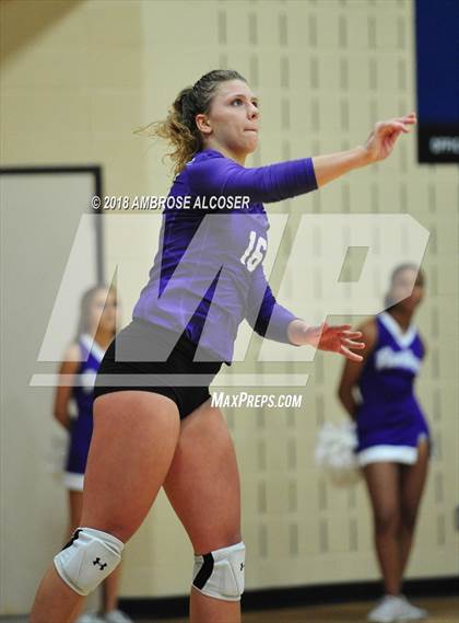 Thumbnail 2 in Seven Lakes vs. Ridge Point (UIL 6A Quarterfinal Playoff) photogallery.