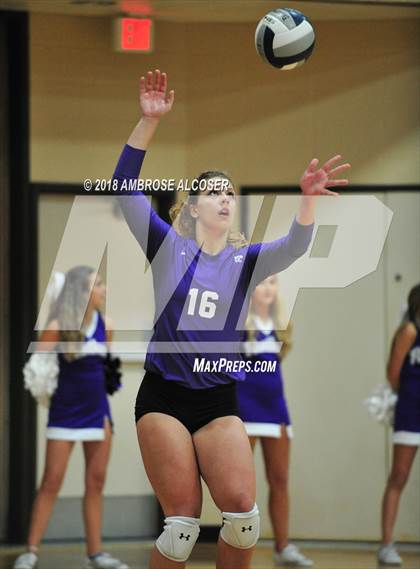 Thumbnail 2 in Seven Lakes vs. Ridge Point (UIL 6A Quarterfinal Playoff) photogallery.