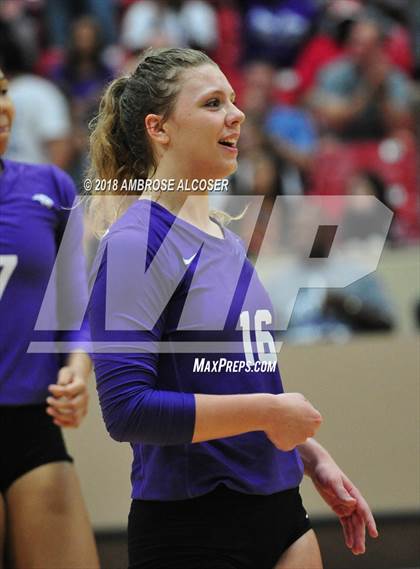 Thumbnail 3 in Seven Lakes vs. Ridge Point (UIL 6A Quarterfinal Playoff) photogallery.