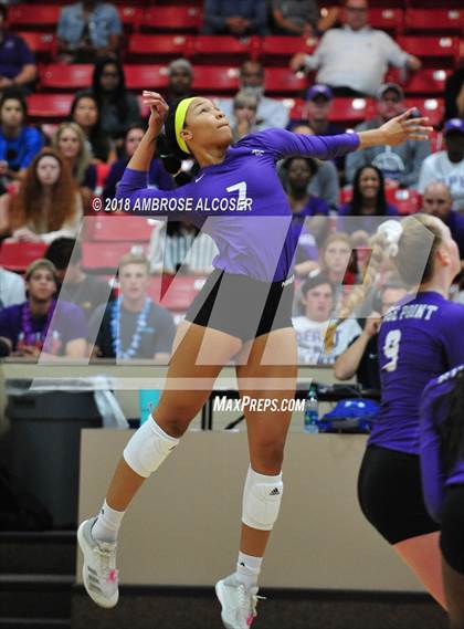 Thumbnail 1 in Seven Lakes vs. Ridge Point (UIL 6A Quarterfinal Playoff) photogallery.