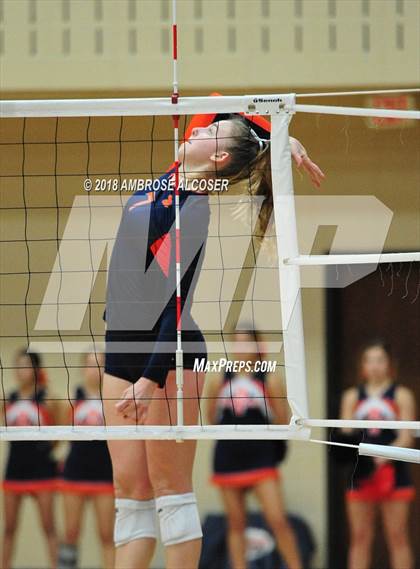 Thumbnail 2 in Seven Lakes vs. Ridge Point (UIL 6A Quarterfinal Playoff) photogallery.