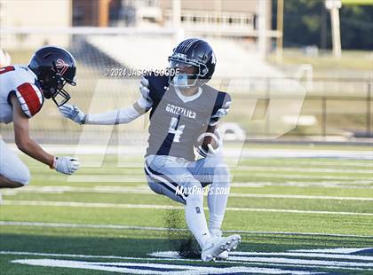 Thumbnail 2 in Battle Creek vs Columbia Academy photogallery.