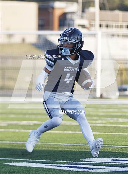 Thumbnail 1 in Battle Creek vs Columbia Academy photogallery.