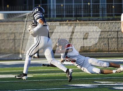 Thumbnail 1 in Battle Creek vs Columbia Academy photogallery.
