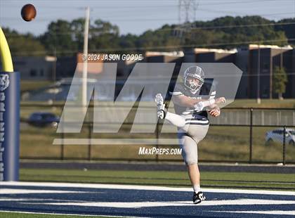 Thumbnail 3 in Battle Creek vs Columbia Academy photogallery.