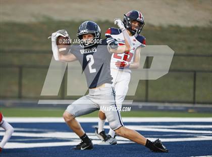 Thumbnail 1 in Battle Creek vs Columbia Academy photogallery.