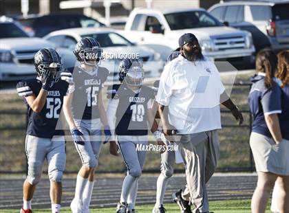 Thumbnail 2 in Battle Creek vs Columbia Academy photogallery.