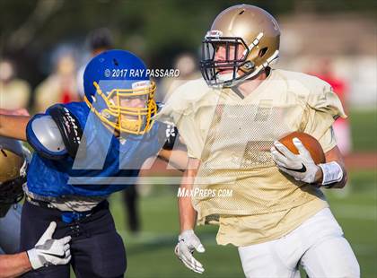Thumbnail 1 in Bay Shore Scrimmage photogallery.