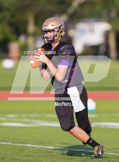 Thumbnail 3 in Bay Shore Scrimmage photogallery.