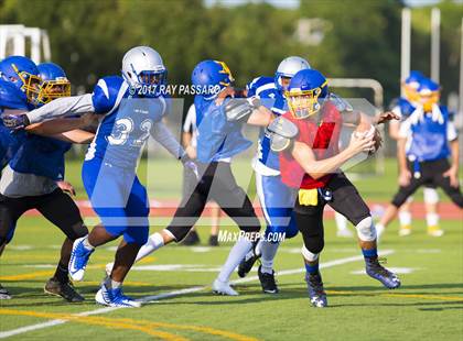 Thumbnail 1 in Bay Shore Scrimmage photogallery.