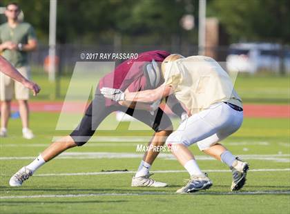 Thumbnail 1 in Bay Shore Scrimmage photogallery.