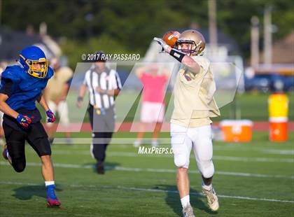 Thumbnail 3 in Bay Shore Scrimmage photogallery.