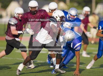 Thumbnail 3 in Bay Shore Scrimmage photogallery.
