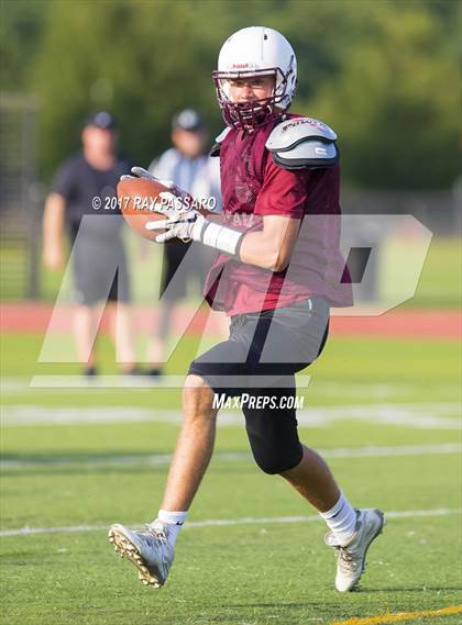 Thumbnail 3 in Bay Shore Scrimmage photogallery.