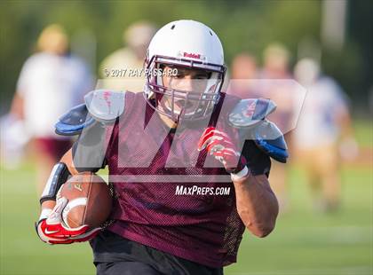 Thumbnail 2 in Bay Shore Scrimmage photogallery.