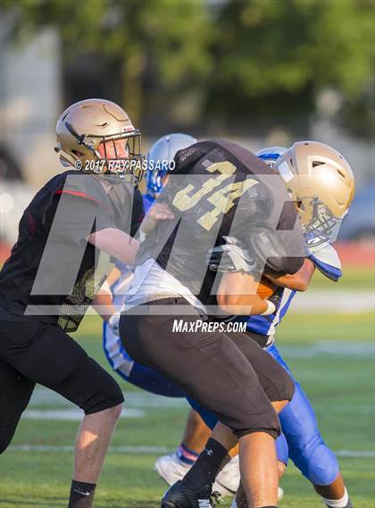Thumbnail 2 in Bay Shore Scrimmage photogallery.