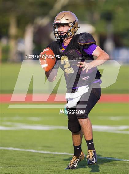 Thumbnail 1 in Bay Shore Scrimmage photogallery.