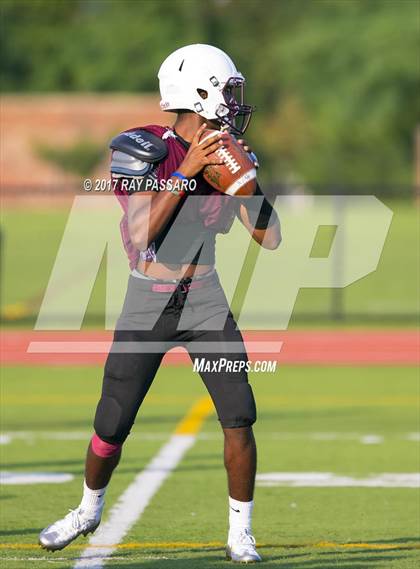 Thumbnail 3 in Bay Shore Scrimmage photogallery.