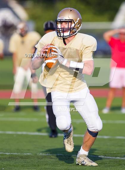 Thumbnail 1 in Bay Shore Scrimmage photogallery.