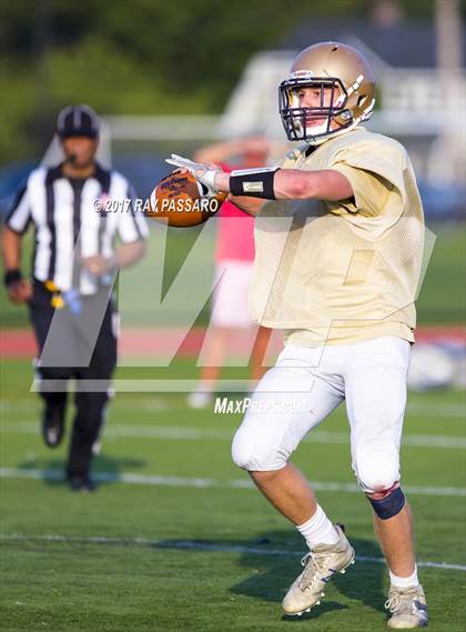 Thumbnail 1 in Bay Shore Scrimmage photogallery.