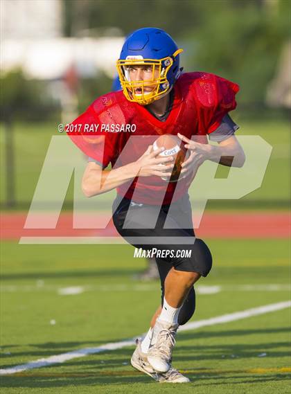 Thumbnail 3 in Bay Shore Scrimmage photogallery.