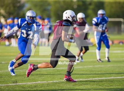 Thumbnail 1 in Bay Shore Scrimmage photogallery.