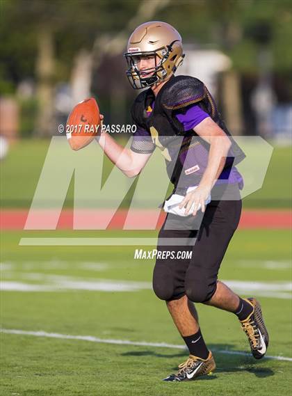 Thumbnail 3 in Bay Shore Scrimmage photogallery.