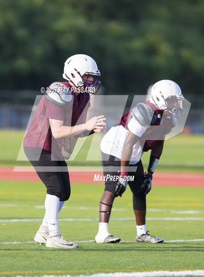 Thumbnail 3 in Bay Shore Scrimmage photogallery.