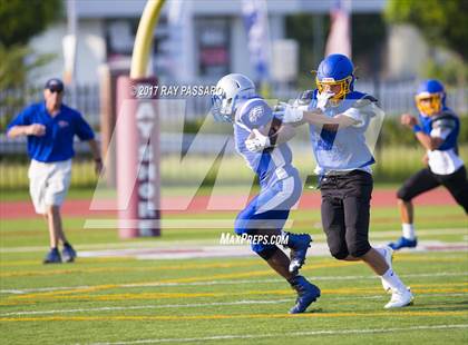 Thumbnail 1 in Bay Shore Scrimmage photogallery.
