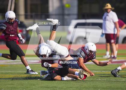 Thumbnail 1 in Bay Shore Scrimmage photogallery.