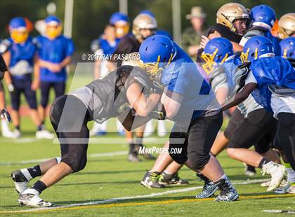 Thumbnail 2 in Bay Shore Scrimmage photogallery.