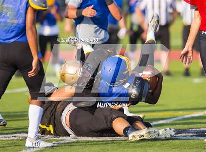 Thumbnail 2 in Bay Shore Scrimmage photogallery.