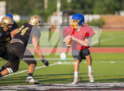 Thumbnail 2 in Bay Shore Scrimmage photogallery.