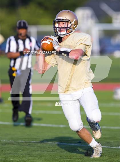 Thumbnail 1 in Bay Shore Scrimmage photogallery.