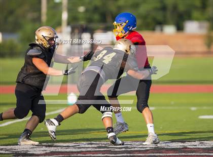 Thumbnail 2 in Bay Shore Scrimmage photogallery.