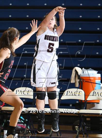 Thumbnail 2 in Ossining vs. Rye (Pace University) photogallery.