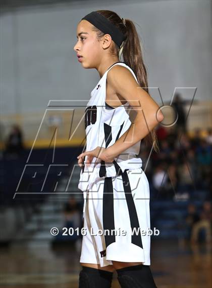 Thumbnail 3 in Ossining vs. Rye (Pace University) photogallery.