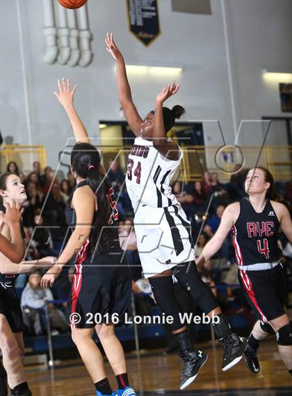 Thumbnail 3 in Ossining vs. Rye (Pace University) photogallery.