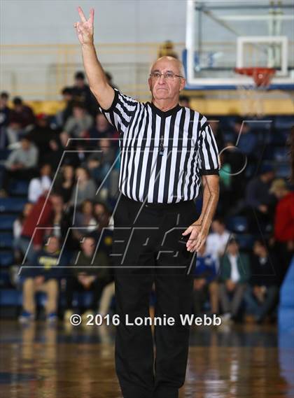 Thumbnail 3 in Ossining vs. Rye (Pace University) photogallery.
