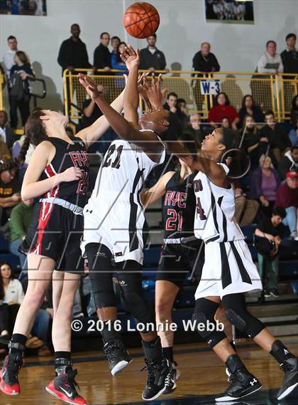 Thumbnail 1 in Ossining vs. Rye (Pace University) photogallery.